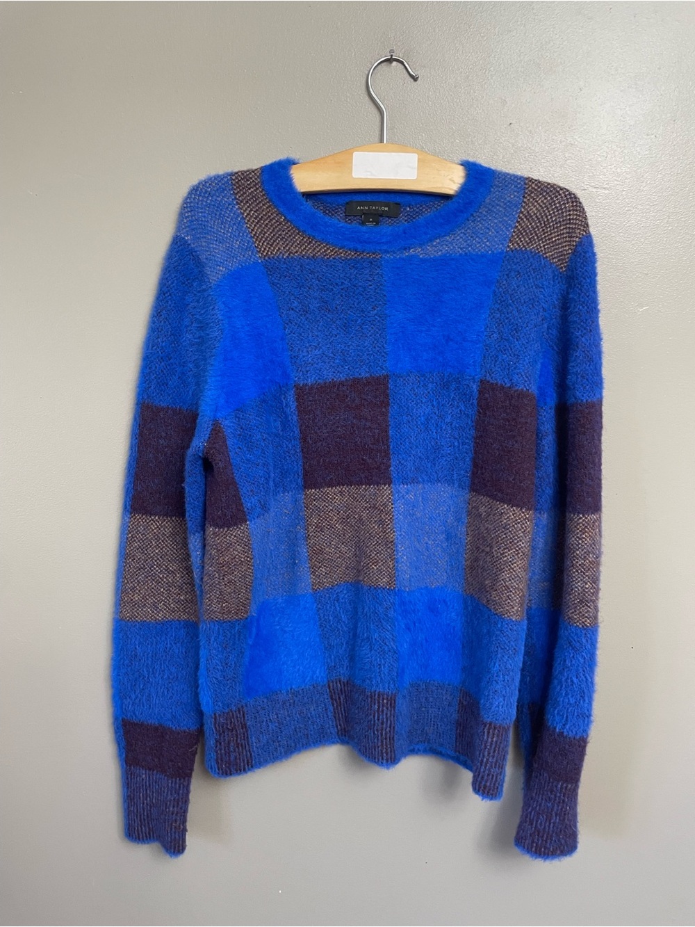 Ann Taylor Medium Fuzzy Plaid Sweater wool blue colorful